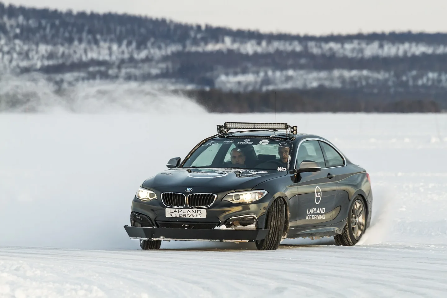 BMW M240i