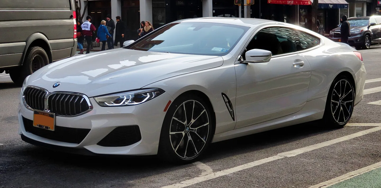BMW M850i