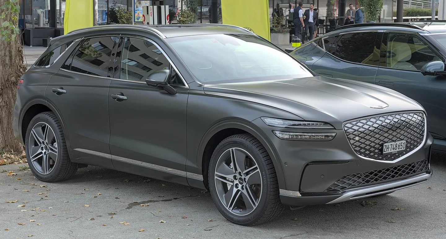 Genesis Electrified GV70