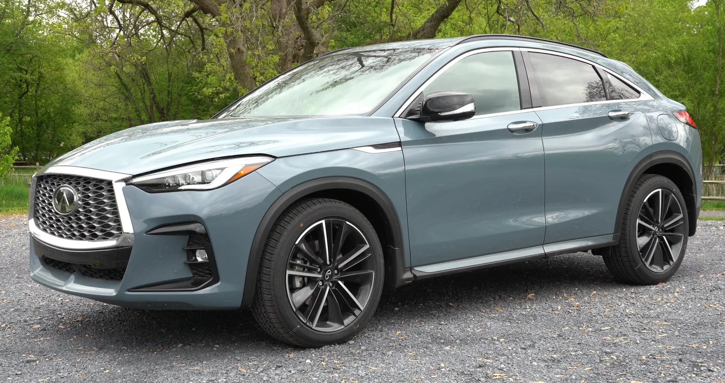 INFINITI QX55